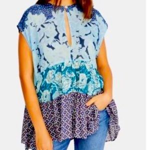 FREE PEOPLE- Gotta Have You-Oversized-Tiered-High Low Hem Top-100% Cotton-Sz XS